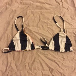 Billabong bikini top